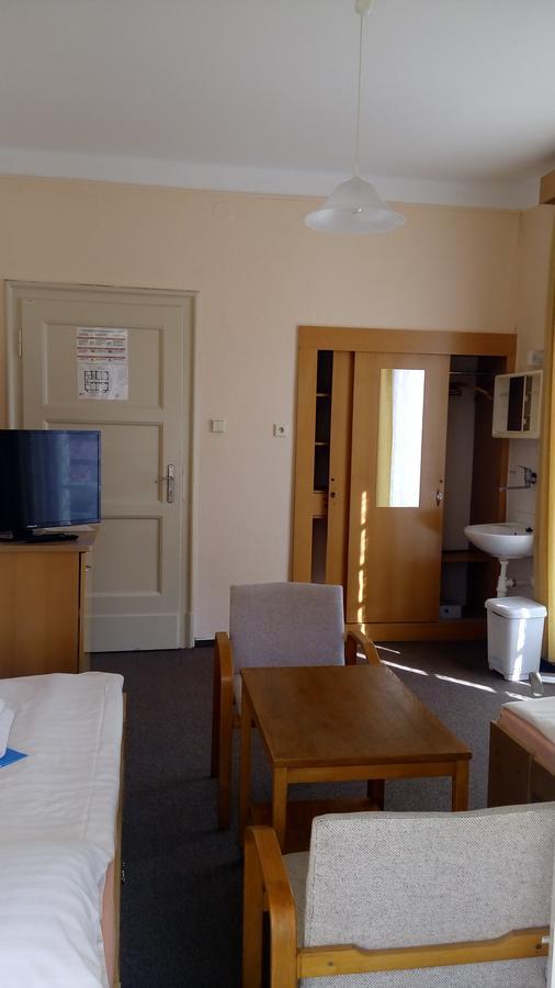 Bellevue Hotel Janske Lazne Bagian luar foto