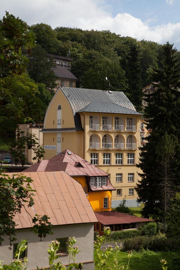 Bellevue Hotel Janske Lazne Bagian luar foto